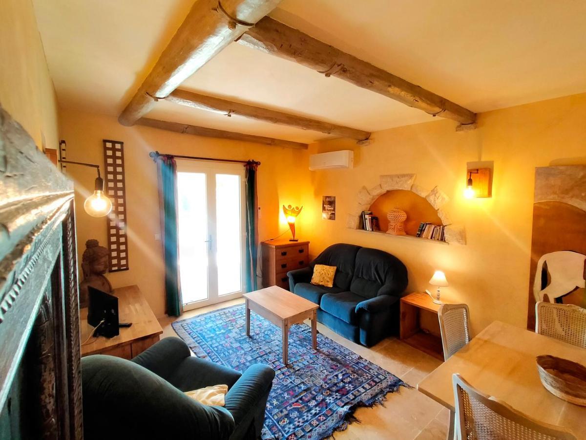 Mas Des Broussonnetiers Apartment Barjac  Exterior foto